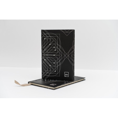 Darbo knyga 2026m. (138x205mm JUODA)